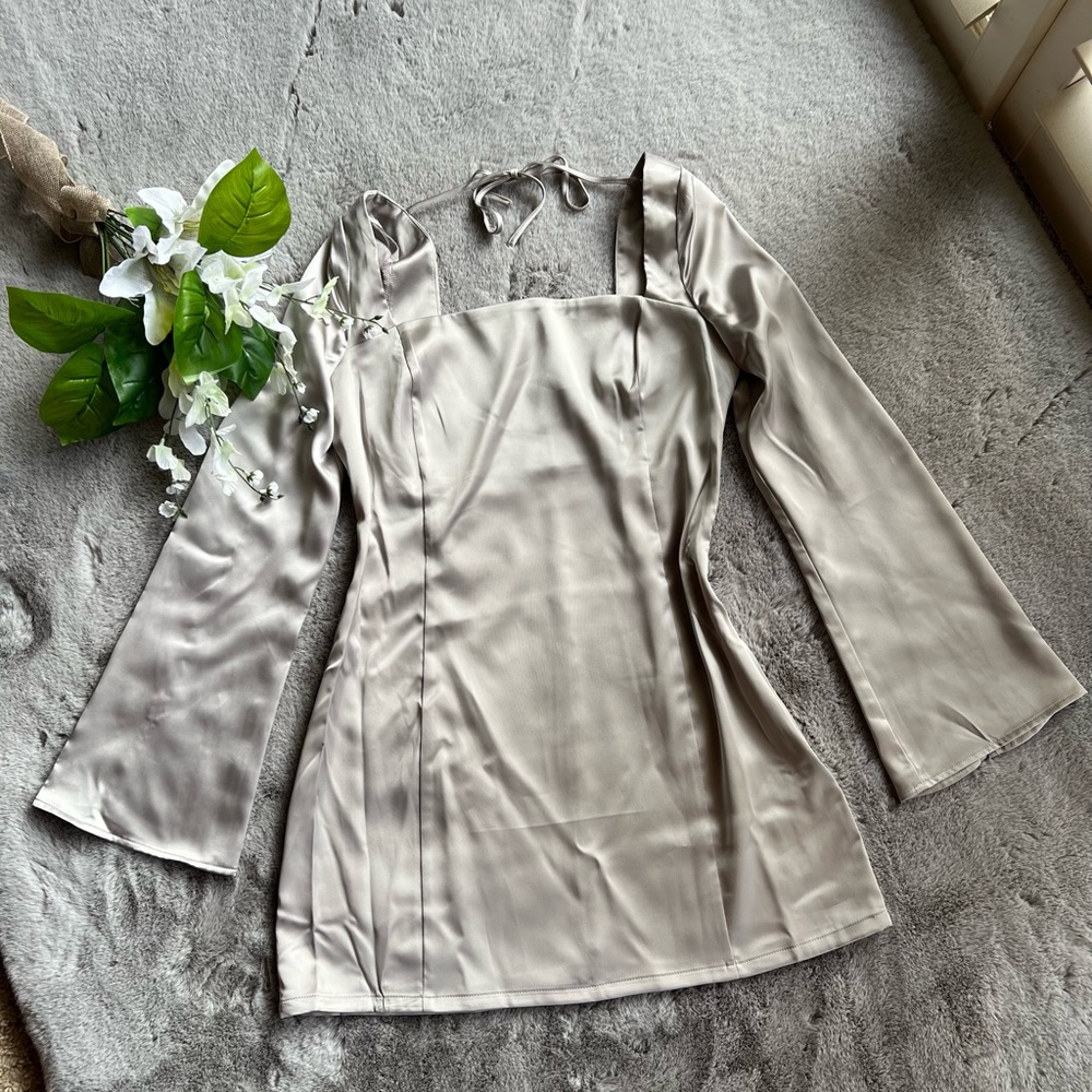 New Elegant Long Sleeve Gray Satin Dress
